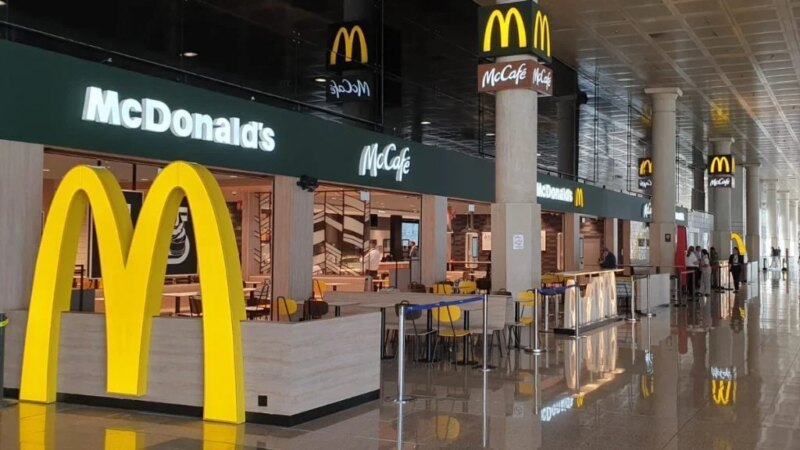 С ТОПОРОМ В MCDONALD´S: НАПАДЕНИЕ В БАРСЕЛОНЕ