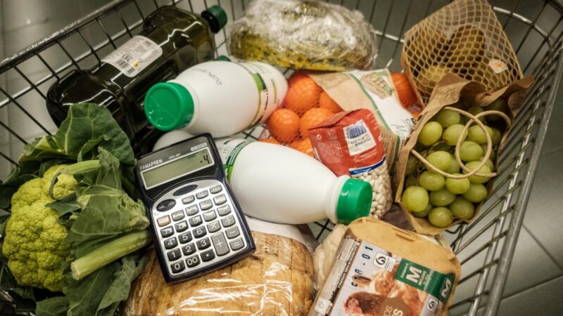 ИСПАНСКИЙ ПРЕМЬЕР ПООБЕЩАЛ НЕ ПОДНИМАТЬ НДС НА ПРОДУКТЫ ПИТАНИЯ
