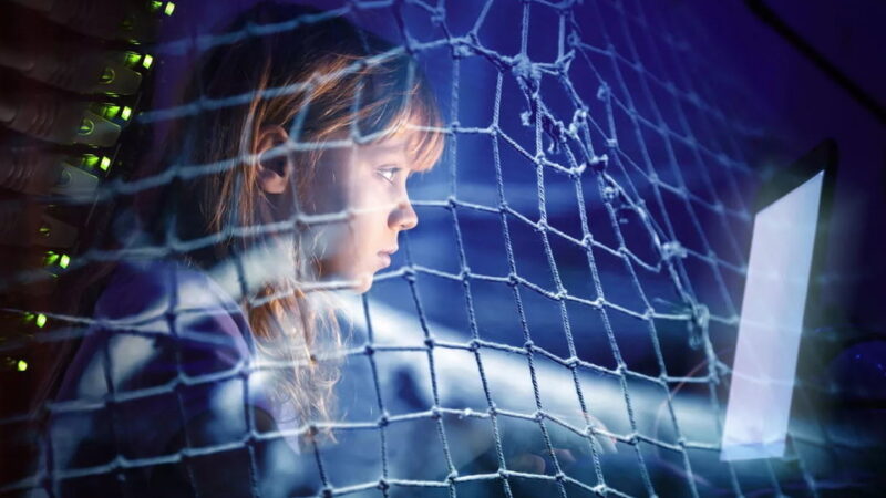 ДО 16 ЛЕТ НЕЛЬЗЯ: ИСПАНИЯ МЕНЯЕТ ПРАВИЛА ПОЛЬЗОВАНИЯ СОЦСЕТЯМИ